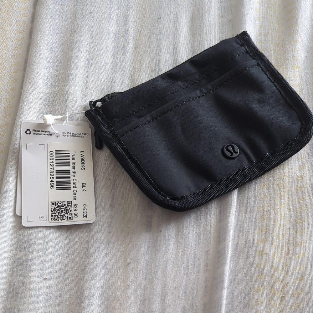 Brand New Lululemon True Identity Black Card Case